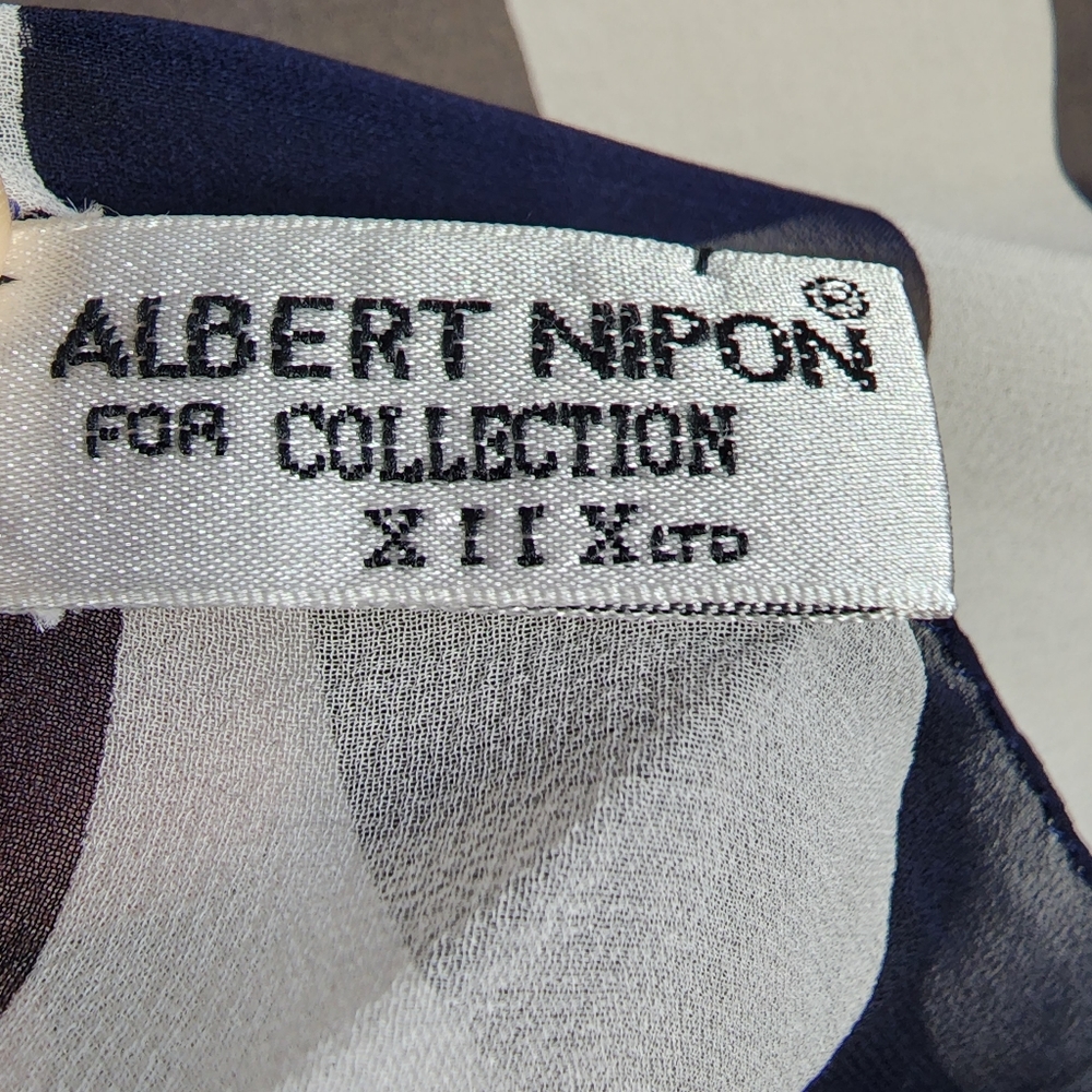 Albert Nipon for Collection XIIX Silk Scarf. - Picture 4 of 11